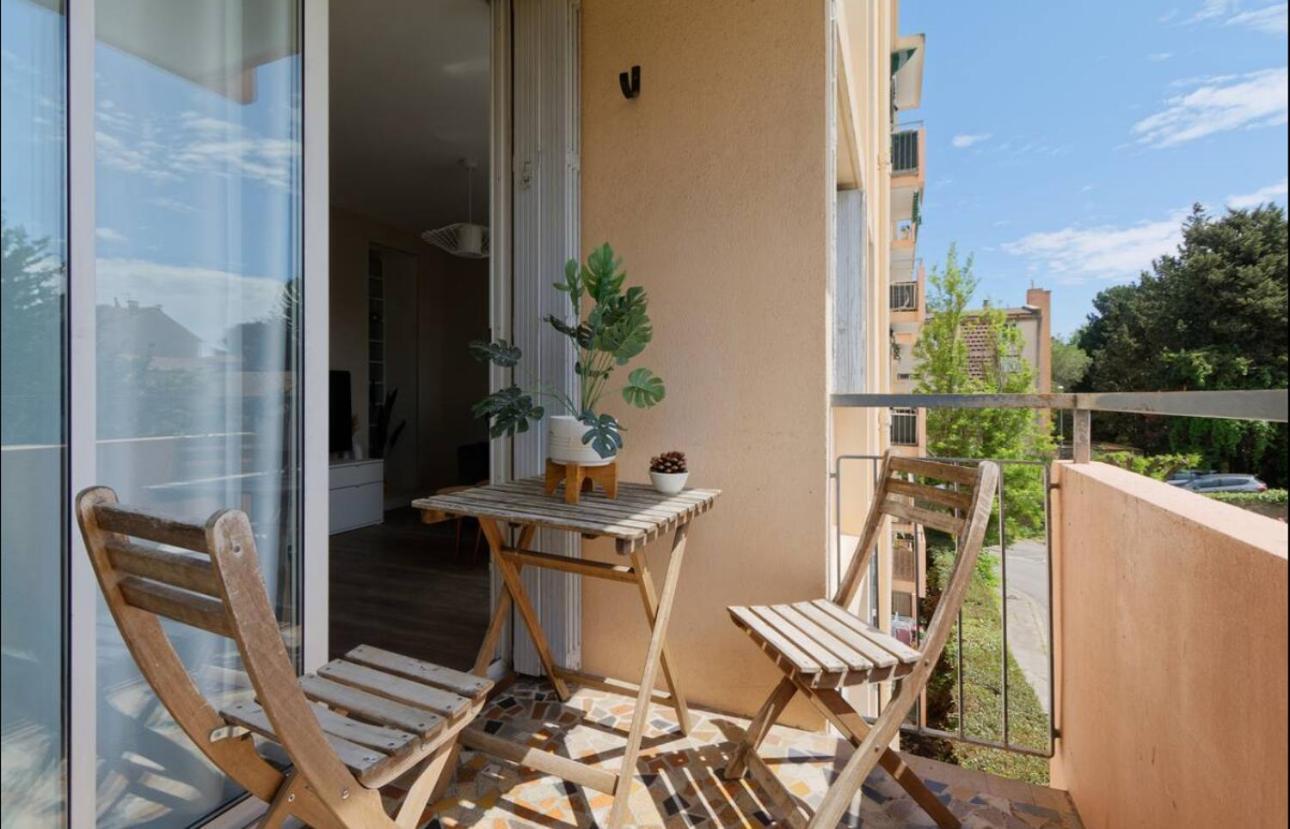 Apartment Le Smile - 3 Bedrooms - 8pers - Parking - Centre Gare *